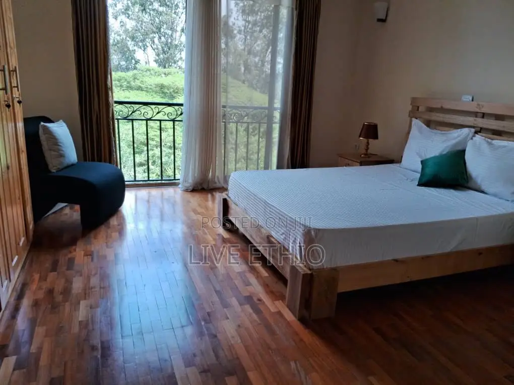 Furnished 5bdrm House in Bole for rent