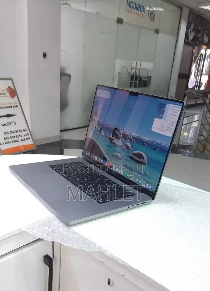 New Laptop Apple MacBook Pro 2021 M1 Max 64GB Intel Core i9 SSD 1T