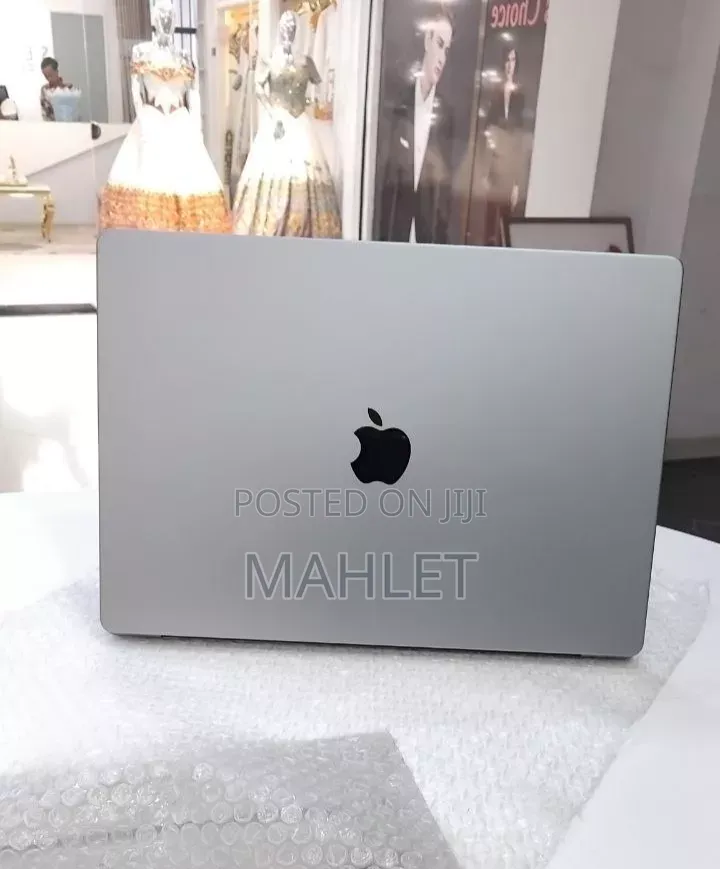 New Laptop Apple MacBook Pro 2021 M1 Max 64GB Intel Core i9 SSD 1T