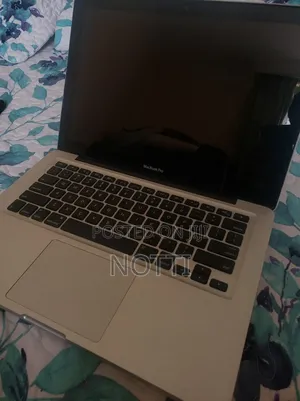 Laptop Apple MacBook Pro 2012 4GB Intel Core i5 SSD 128GB
