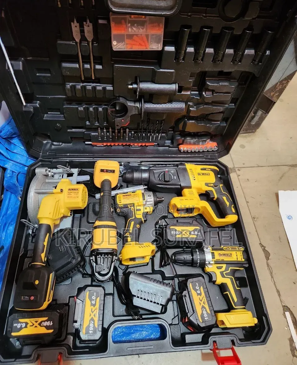 Dewalt 5 in 1 Toolset