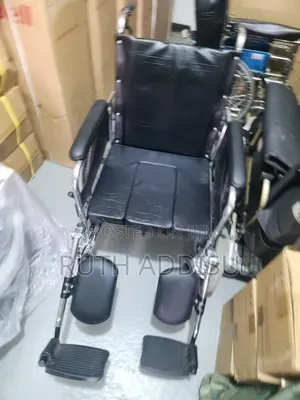 Heavy Duty Commoe Wheelchair Lightweight Durable Portable Wheelchair