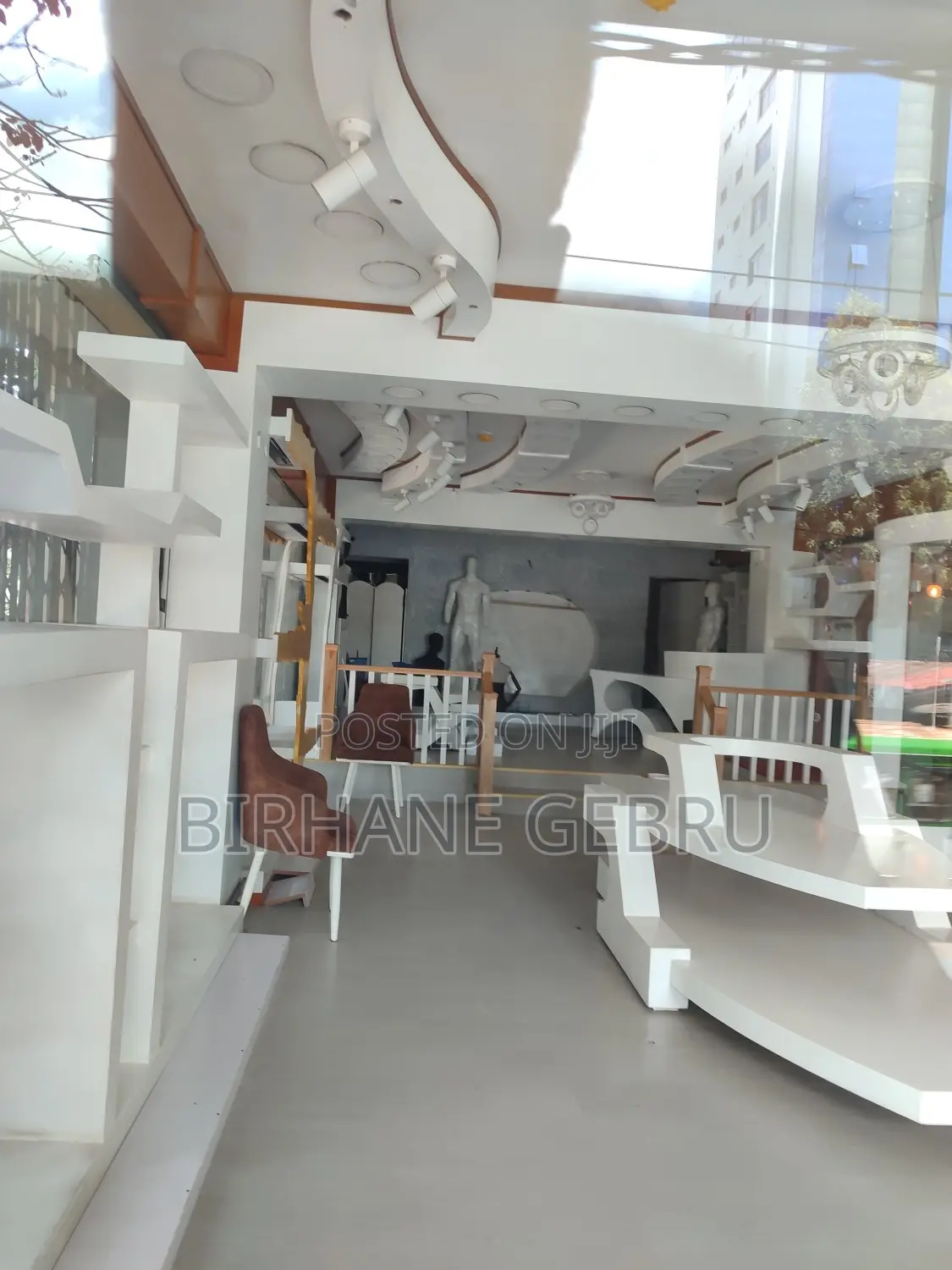 Space Rent for Cloth .Butik and Other