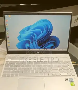 New Laptop HP Pavilion 15 8GB Intel Core i5 SSD 512GB