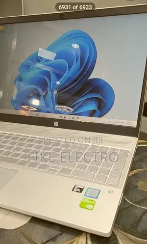 New Laptop HP Pavilion 15 8GB Intel Core i5 SSD 512GB