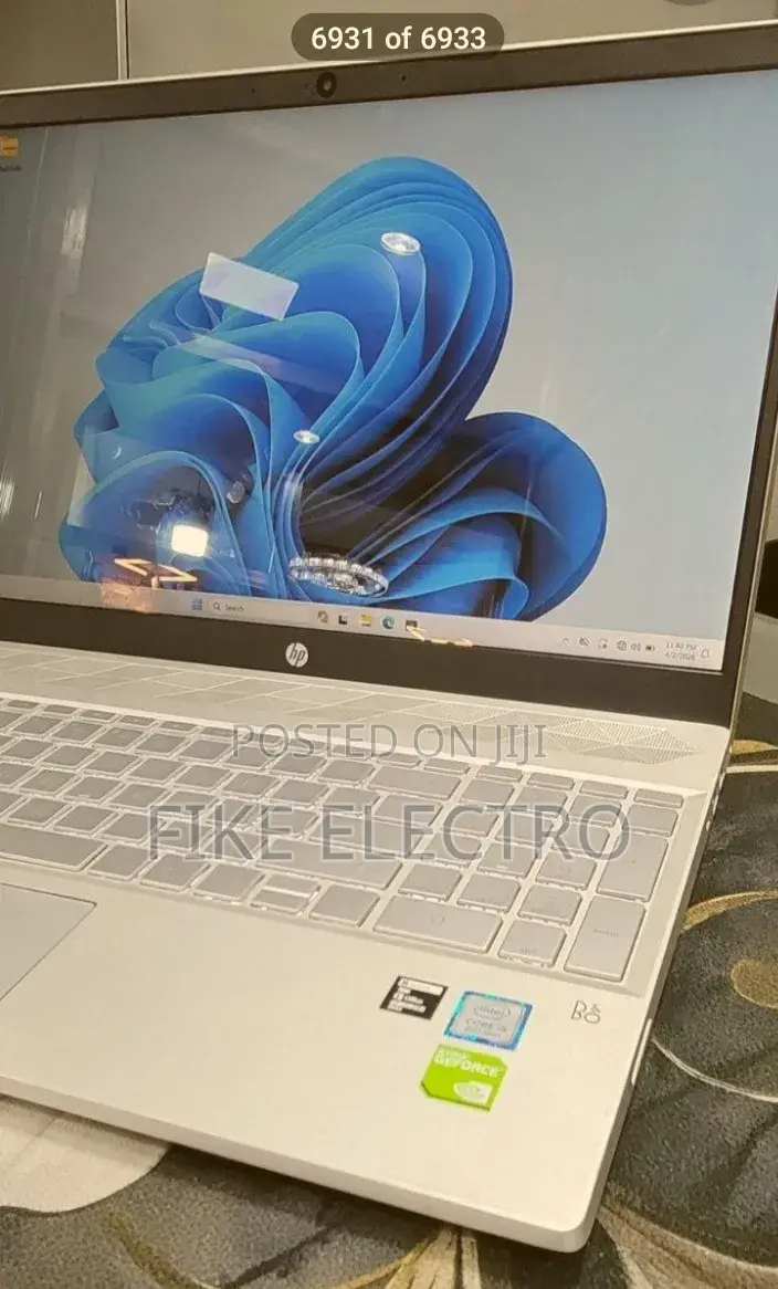 New Laptop HP Pavilion 15 8GB Intel Core i5 SSD 512GB