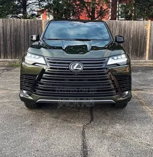 New Lexus LX 700h 2025 Green