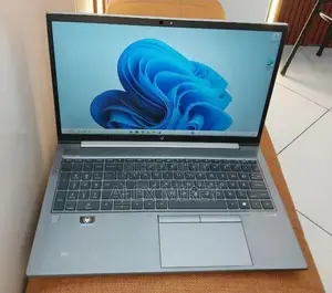New Laptop HP ZBook 15 16GB Intel Core i7 SSD 512GB