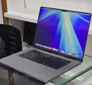 New Laptop Apple MacBook Pro 2021 M1 32GB Apple M1 Pro SSD 512GB