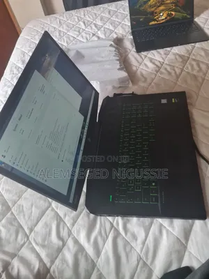 Laptop HP Pavilion 17 16GB Intel Core i7 HDD+SSD 512GB
