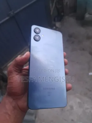 Samsung Galaxy A06 64 GB Black
