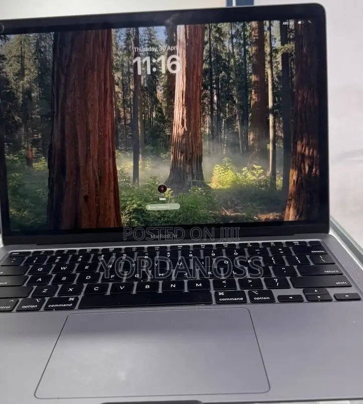 New Laptop Apple MacBook Air 2020 M1 8GB Intel Core i3 SSD 256GB