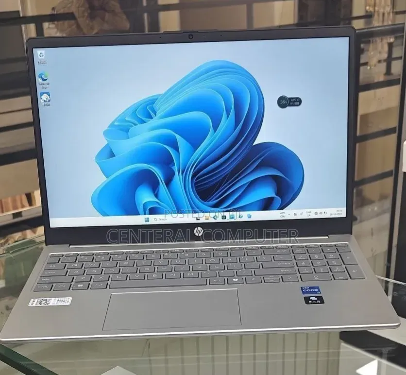 New Laptop HP 14-dq1025cl 16GB Intel Core i5 SSD 512GB