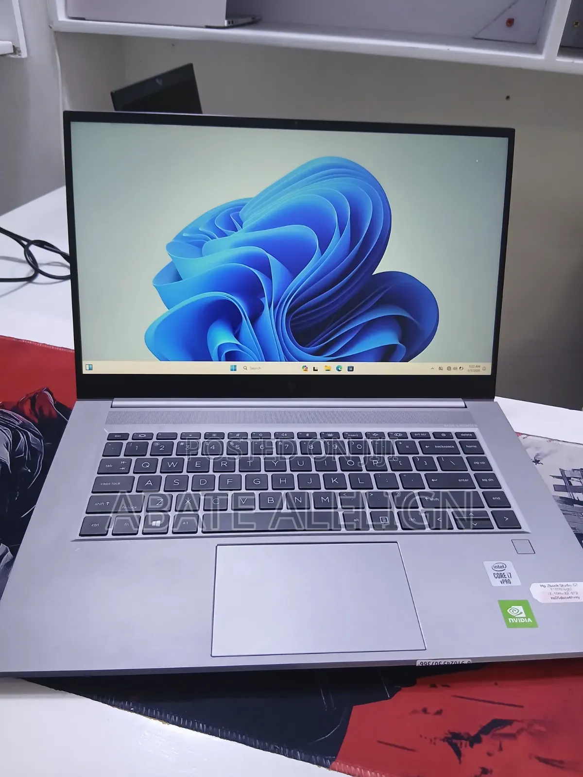New Laptop HP Zbook Studio G7 32GB Intel Core i7 SSD 512GB
