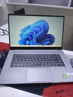 New Laptop HP Zbook Studio G7 32GB Intel Core i7 SSD 512GB