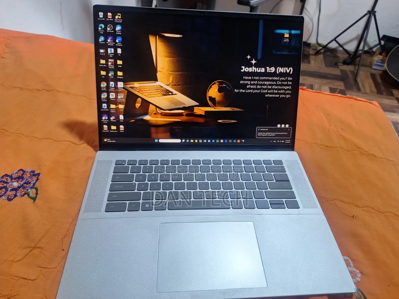 Laptop Dell Inspiron 16 5620 16GB Intel Core i7 SSD 1T