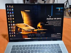 Laptop Dell Inspiron 16 5620 16GB Intel Core i7 SSD 1T