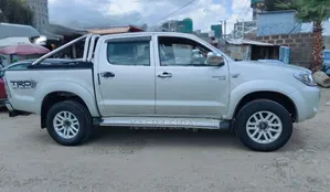 Toyota Hilux 2.5 D-4D 2007 Silver