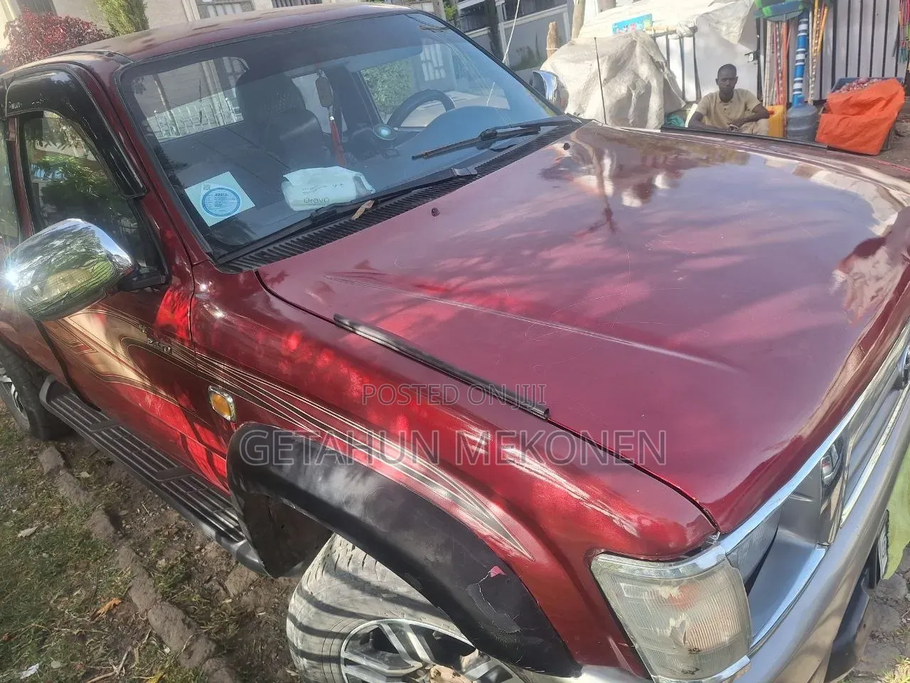 Toyota Hilux 2001 Burgundy