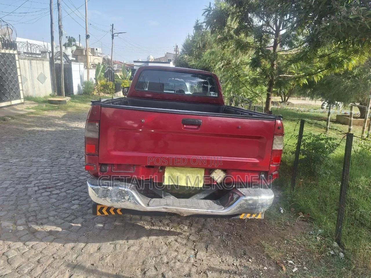 Toyota Hilux 2001 Burgundy