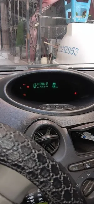 Toyota Vitz 2001 Blue
