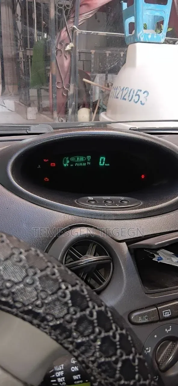 Toyota Vitz 2001 Blue