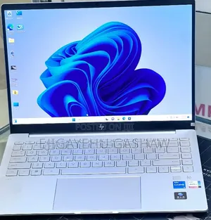 New Laptop HP Pavilion 13 16GB Intel Core i5 SSD 1T