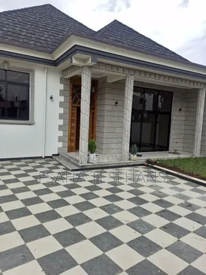 5bdrm House in Villa House, Yeka for rent