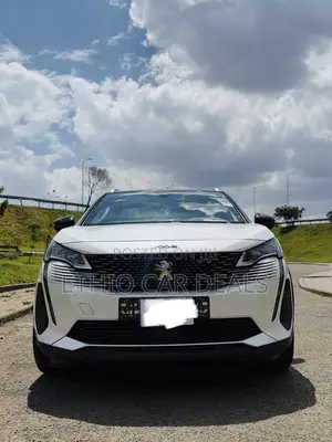 Peugeot 5008 2021 White