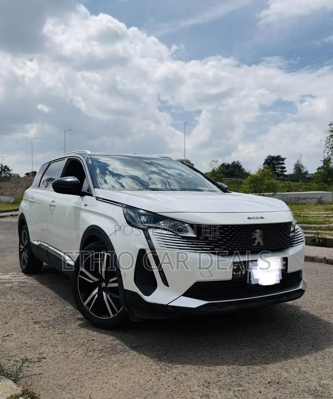 Peugeot 5008 2021 White