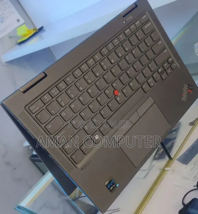 New Laptop Lenovo ThinkPad X1 Yoga 8GB Intel Core i5 SSD 512GB
