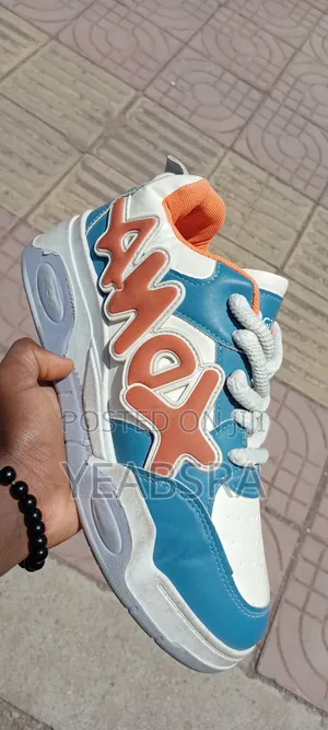 Sneaker Shoe