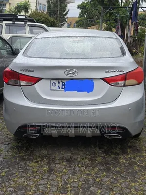 Hyundai Elantra 2014 Silver
