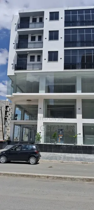 2bdrm Apartment in ግራንድ, Yeka for sale