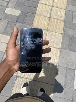 Apple iPhone 11 128 GB Red