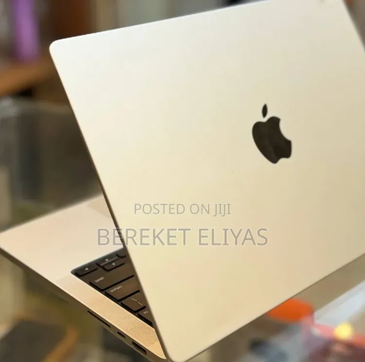 New Laptop Apple MacBook Pro 2021 M1 16GB Apple M1 SSD 512GB