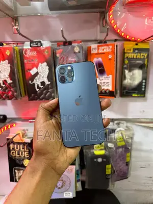 New Apple iPhone 12 Pro 256 GB Black