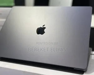 New Laptop Apple MacBook Pro 2023 M3 36GB Apple M3 Max SSD 1T