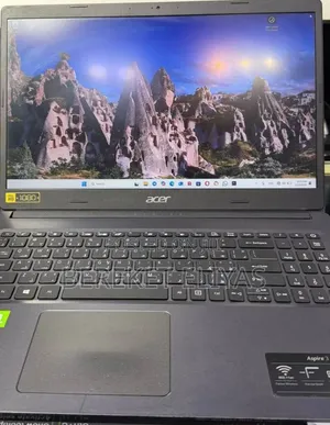 Laptop Acer Aspire 3 16GB Intel Core i7 HDD+SSD 1T