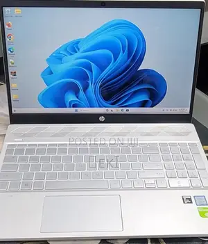 New Laptop HP Pavilion 11 8GB Intel Core i5 SSD 512GB
