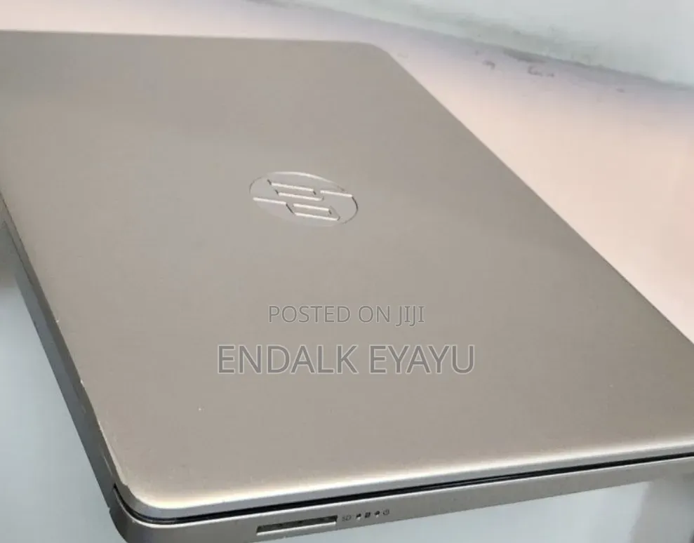 New Laptop HP 4GB Intel Core i3 SSD 256GB