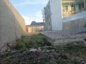 10bdrm House in Dukem, East Shewa for sale