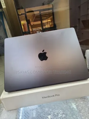 New Laptop Apple MacBook Pro 2021 M1 Max 64GB Apple M1 Max SSD 1T