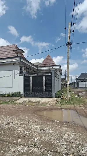 Furnished 8bdrm Villa in Dukem, East Shewa for sale