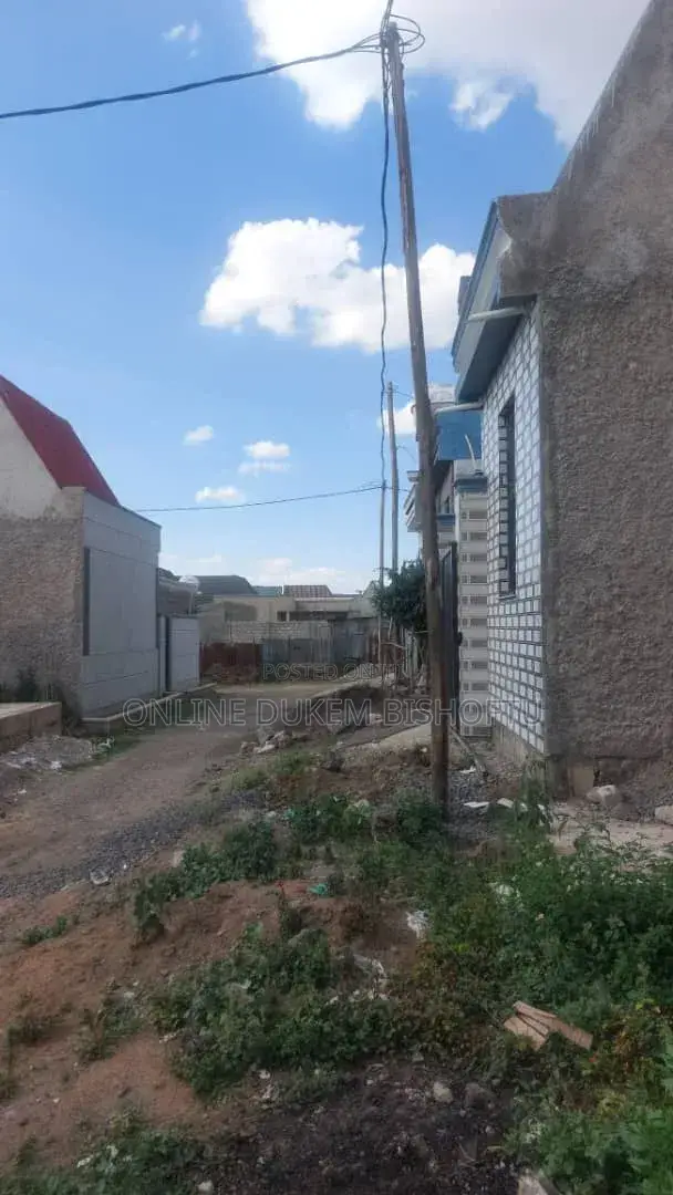 Furnished 7bdrm House in Dukem, East Shewa for sale