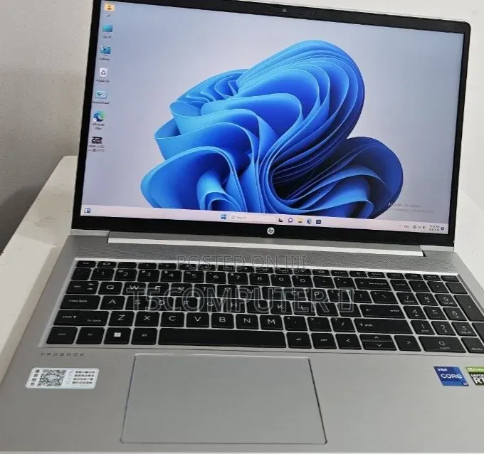New Laptop HP ProBook 440 G10 16GB Intel Core i7 SSD 1T