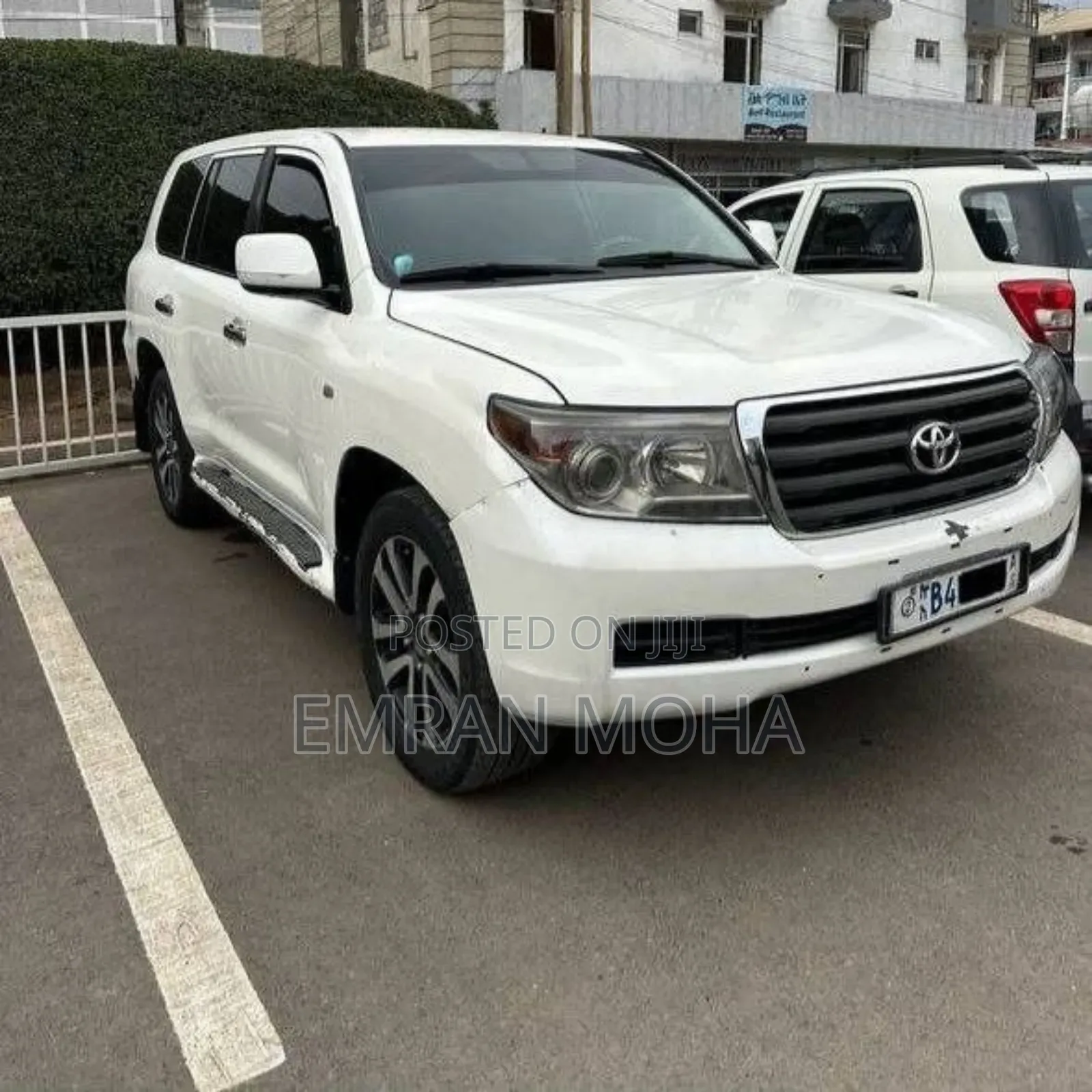 Toyota Land Cruiser 2011 White