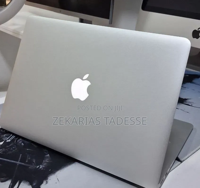 New Laptop Apple MacBook Air 2015 8GB Intel Core i5 SSD 256GB