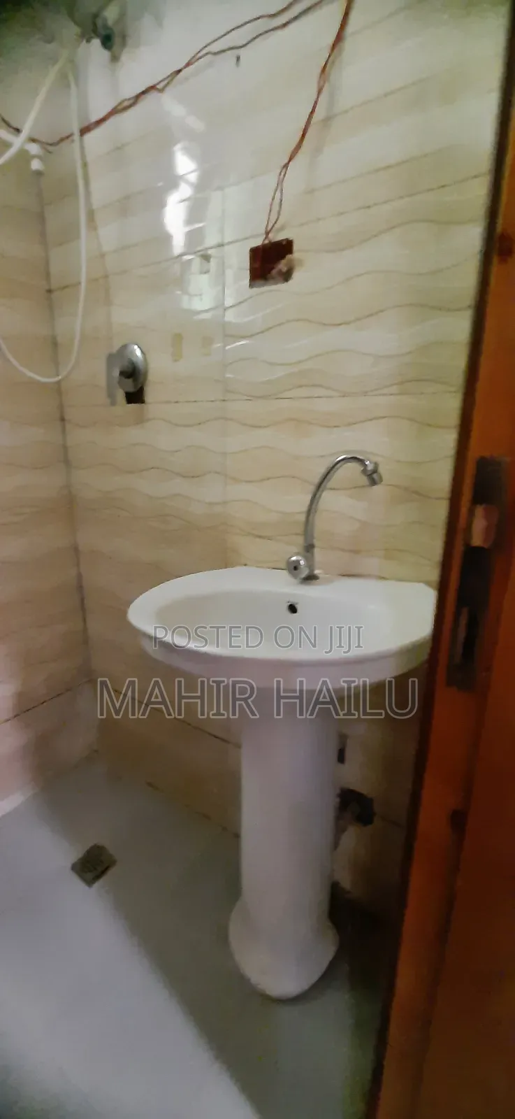 Furnished 1bdrm House in Real, Bole for rent
