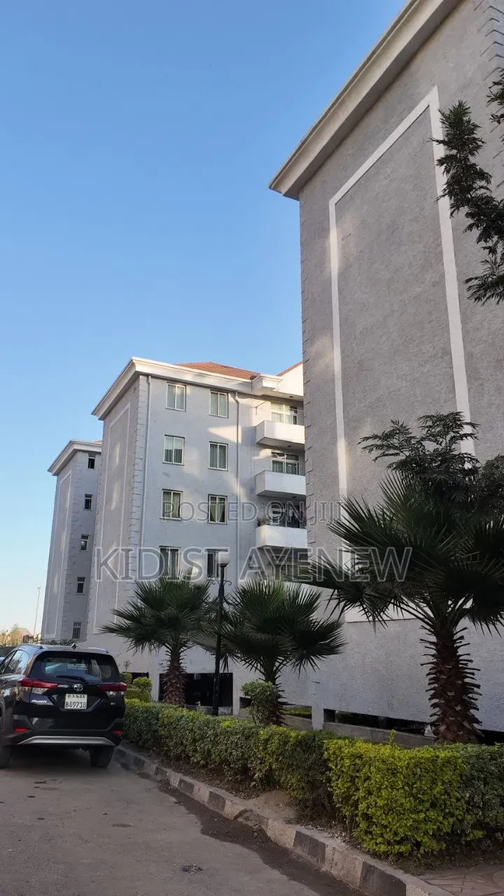 3bdrm Apartment in Bole for sale